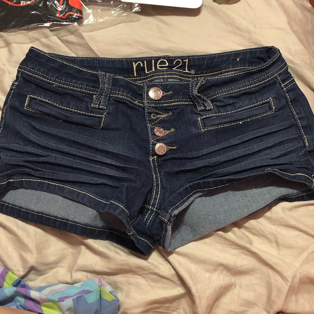 RUE 21 shorts